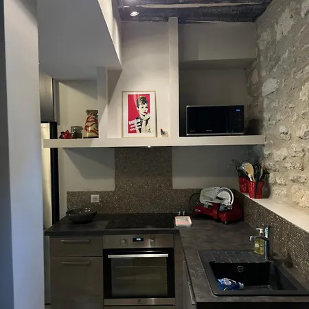 Maison De Confort